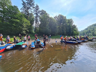 В эти выходные сотрудники компании «Форт Диалог» приняли участие в корпоративном сплаве по реке «Юрюзань».